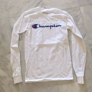 White long sleeve champion shirt